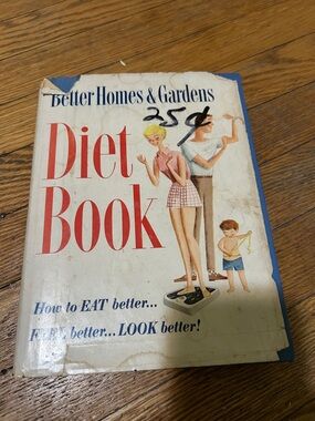 Better Homes And Gardens Diet Book 1955 no writing inside